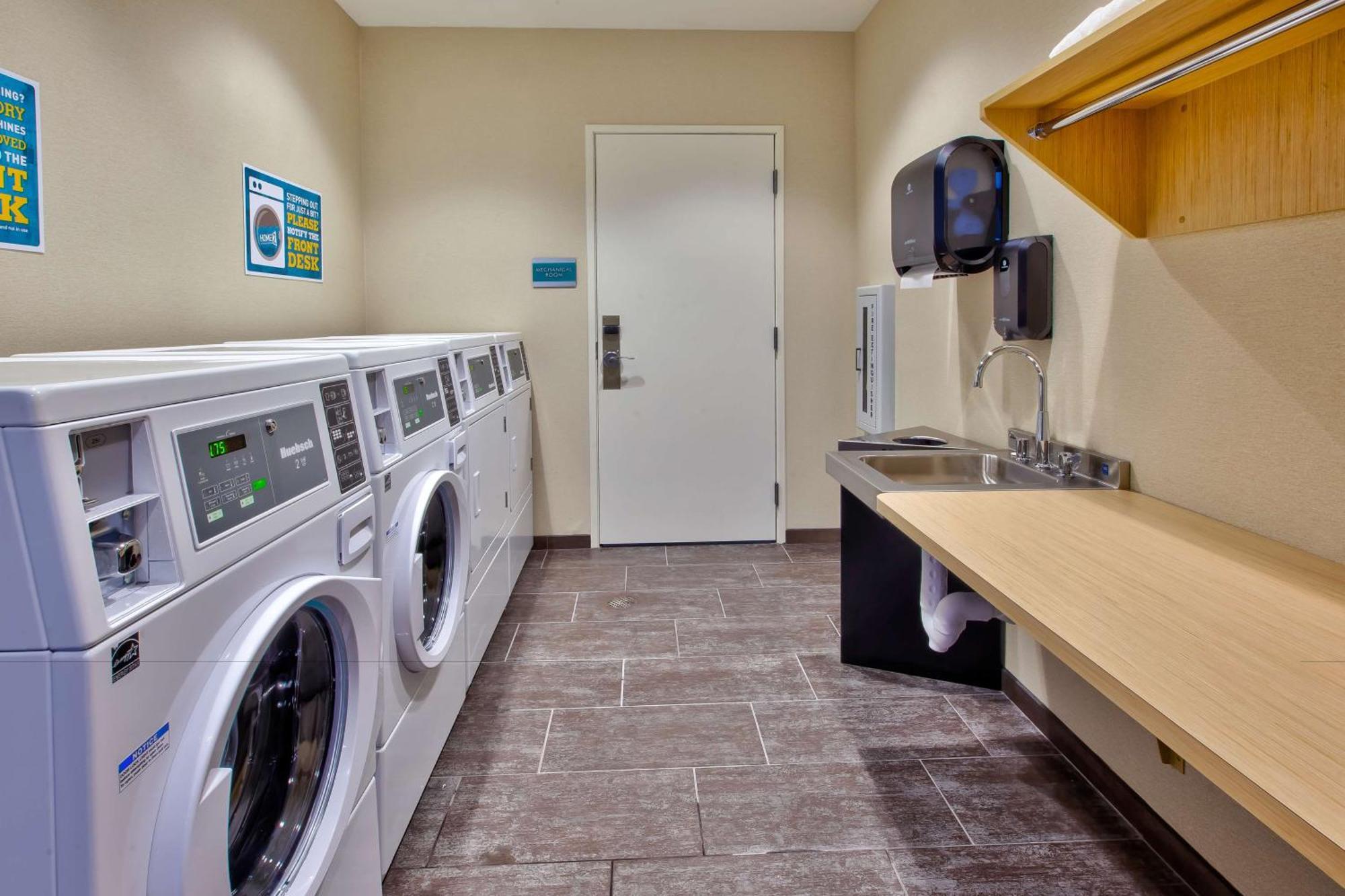 Home2 Suites By Hilton Grand Rapids South Byron Center Extérieur photo